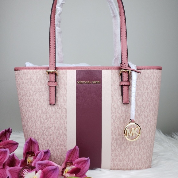 Michael Kors Handbags - 🌺NWT Michael Kors MD Carryall Tote Bag Ballet MK